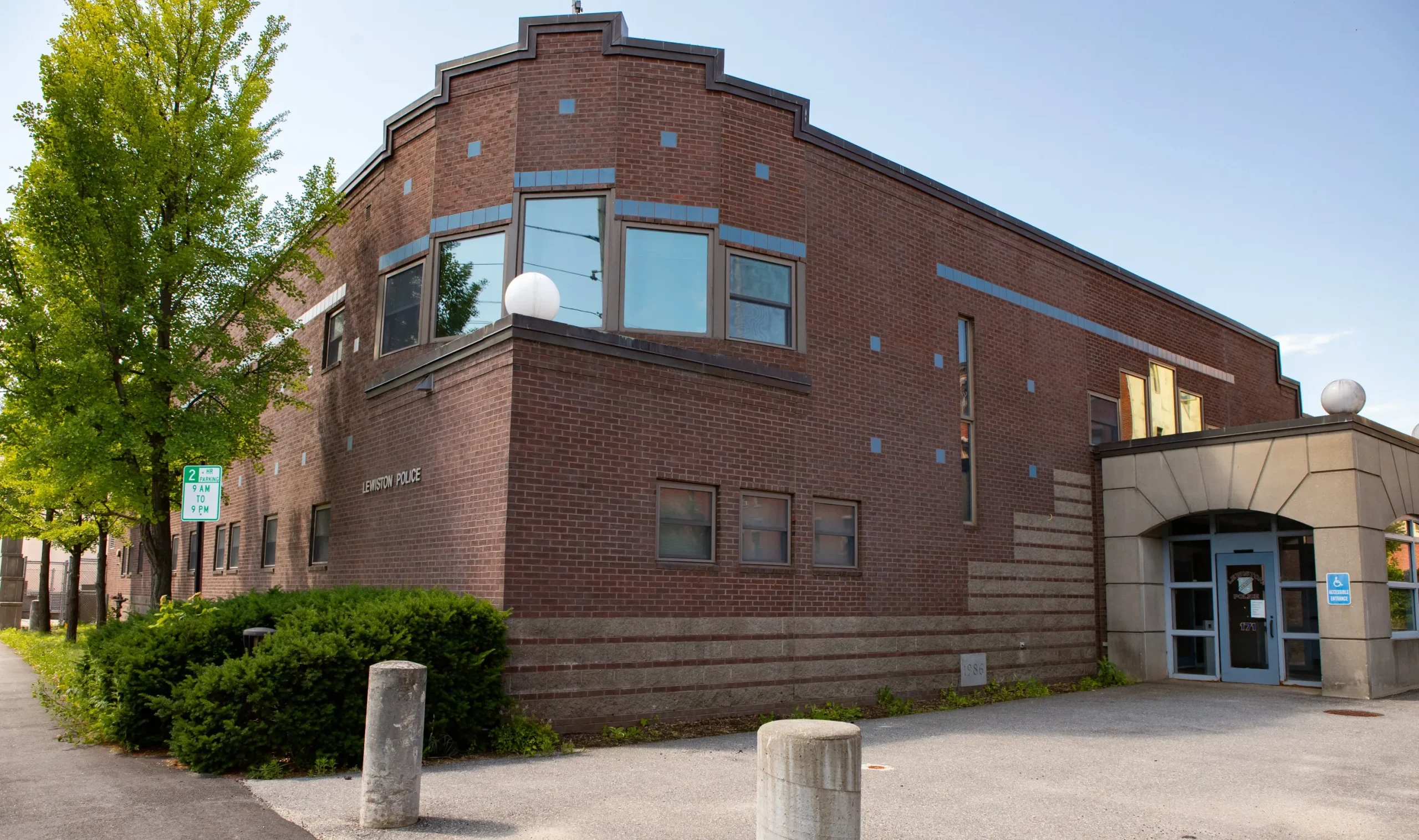 Former Lewiston Police Station_article